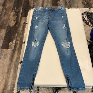 boohoo Man skinny jeans with zipper at ankle